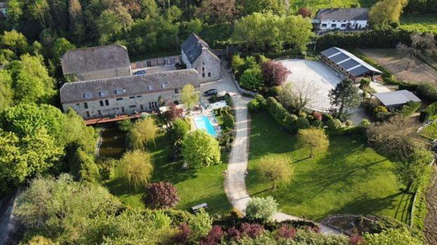 Bed and Breakfast Au Bout De Mes Reves Walcourt Exteriér fotografie